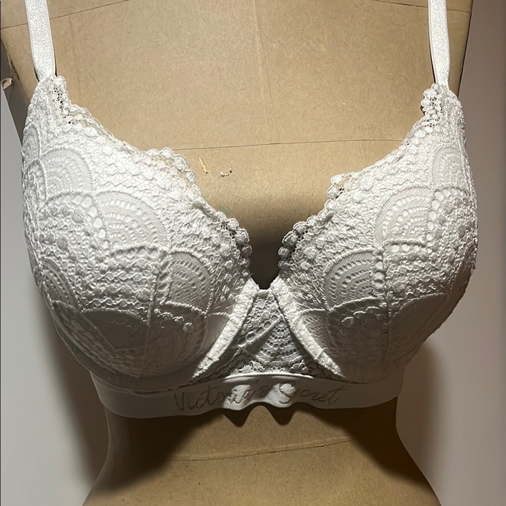 Victoria's Secret White Lace Push up Bra